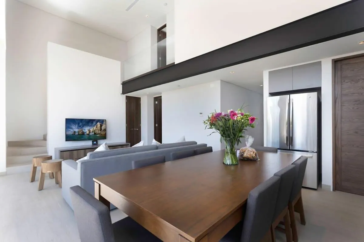 Dom wakacyjny Cabo Marina 3 Bedroom Loft Walk To Medano Beach Cabo San Lucas Meksyk